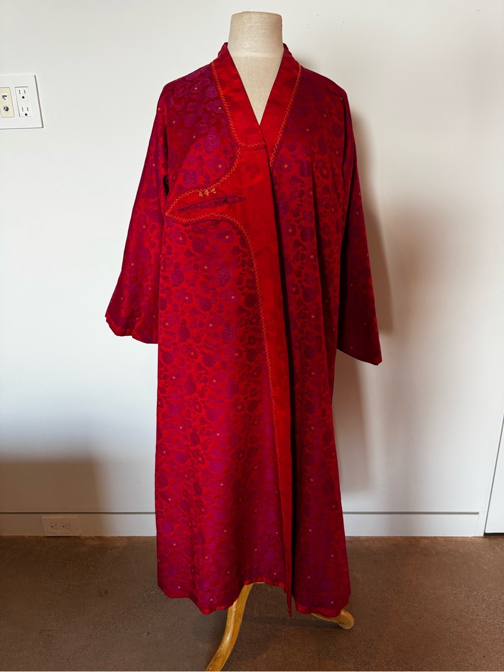 Red Floral Satin Long Robe — Women's Intimates
